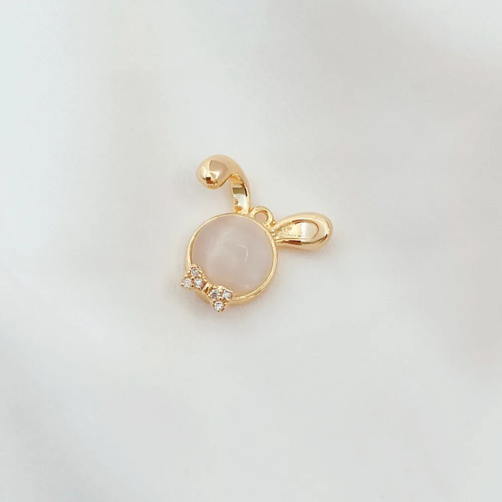 14K 금과 지르코늄 옥 펜던트와 조개 토끼 장미 달  - Rose Gold Bracelet 리뷰 및 가격