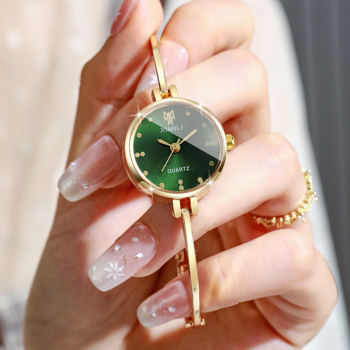 우아한 팔찌 뱅글 스트랩 여성용 쿼츠 손목시계 패션 여 - Jewelry Watches Women 리뷰 및 가격
